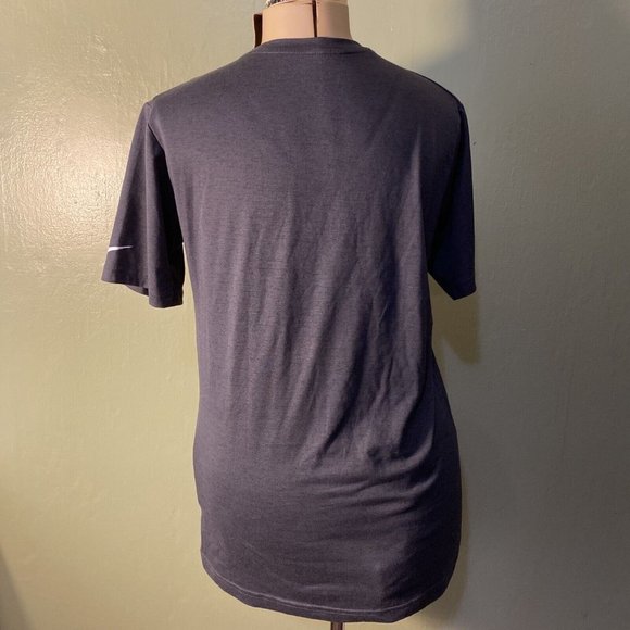 Bengals Nike Dri-Fit Touch gray shirt. - Picture 5 of 9